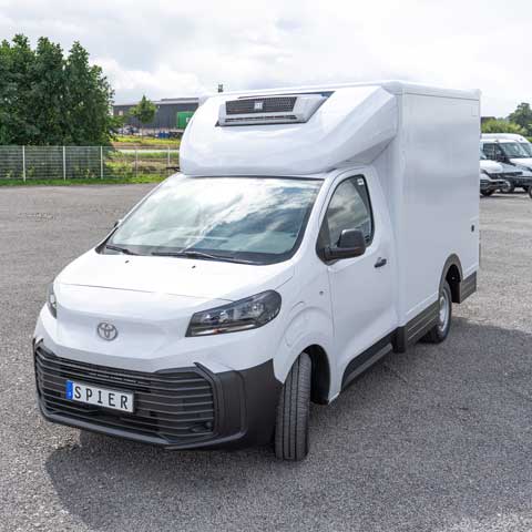 Bild TOYOTA PRO Ace (BEV) mit SPIER Athlet Thermo Kofferaufbau