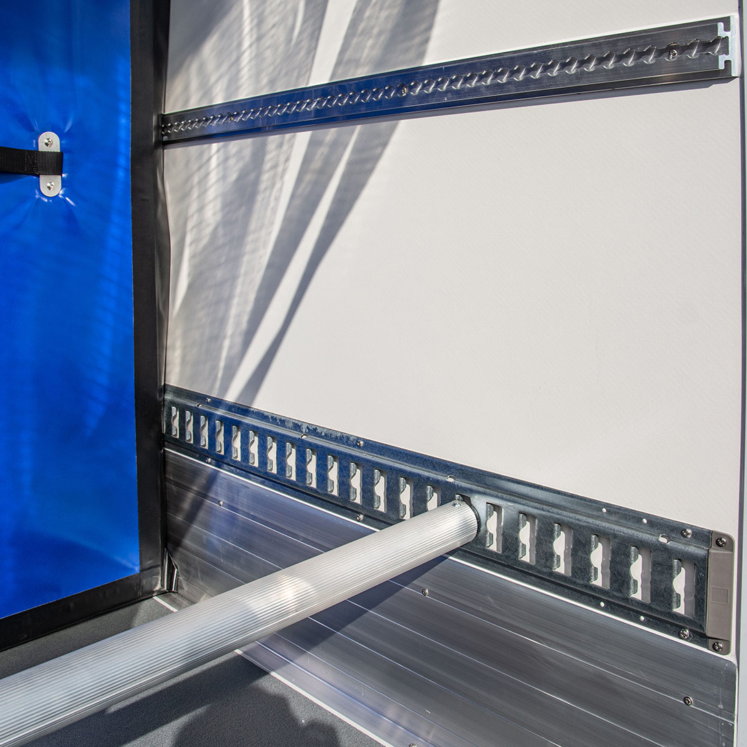 Bild SAIC MAXUS Deliver 9 mit SPIER Athlet Thermo Kühl-Kofferaufbau