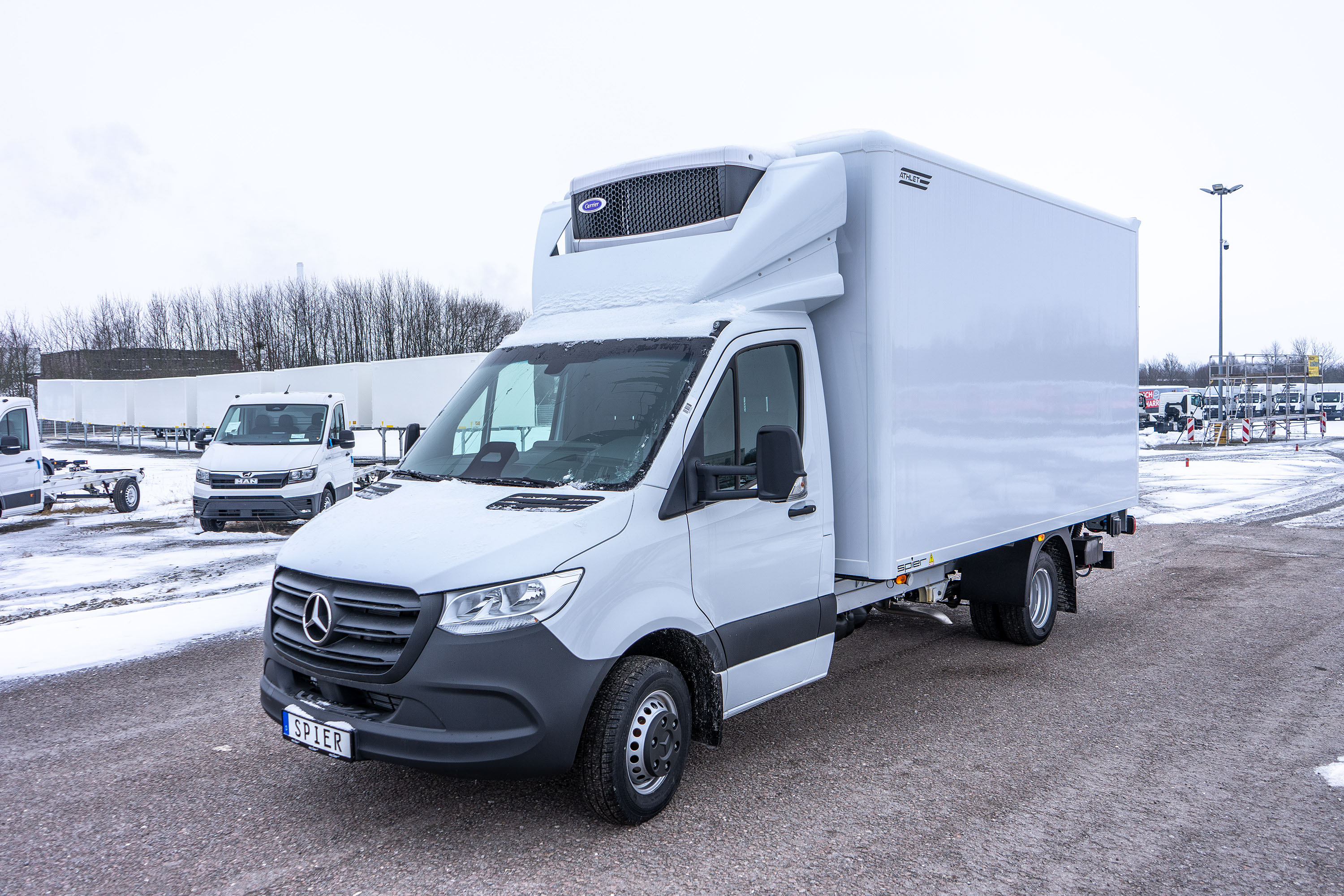 Bild Mercedes-Benz Sprinter 519 RWD + SPIER Athlet Thermo Kühl-Kofferaufbau/LBW