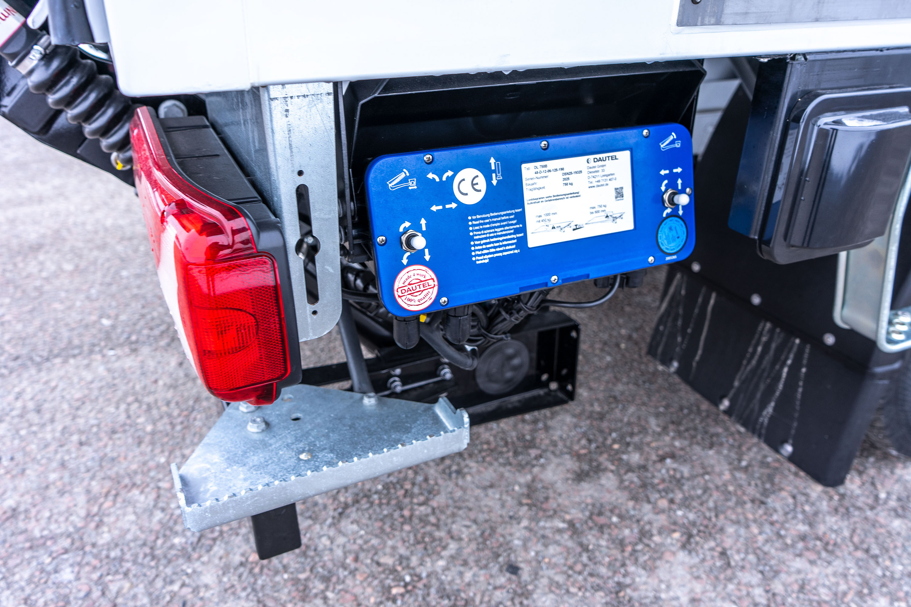 Bild Mercedes-Benz Sprinter 519 RWD + SPIER Athlet Thermo Kühl-Kofferaufbau/LBW