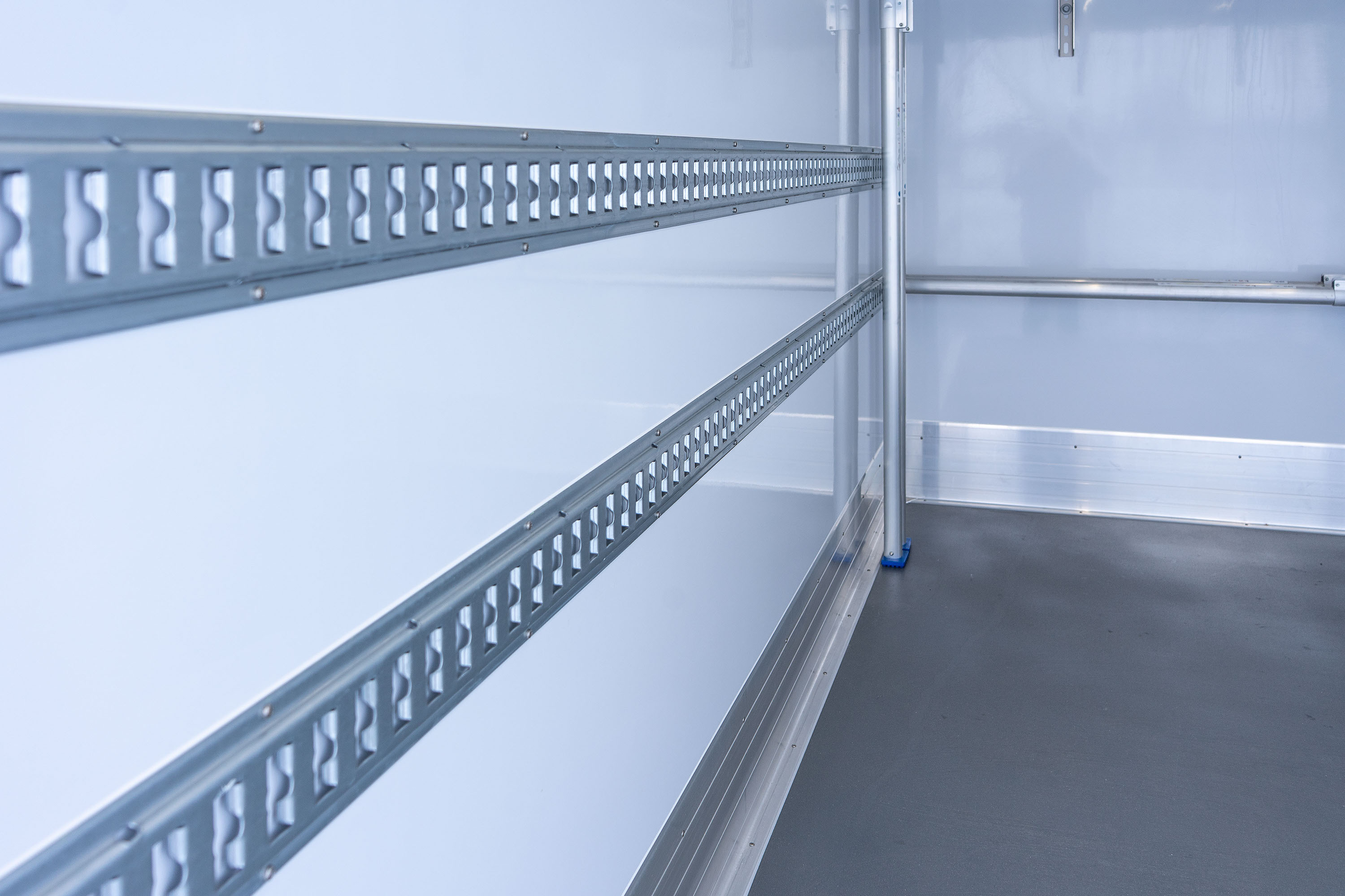 Bild Mercedes-Benz Sprinter 519 RWD + SPIER Athlet Thermo Kühl-Kofferaufbau/LBW