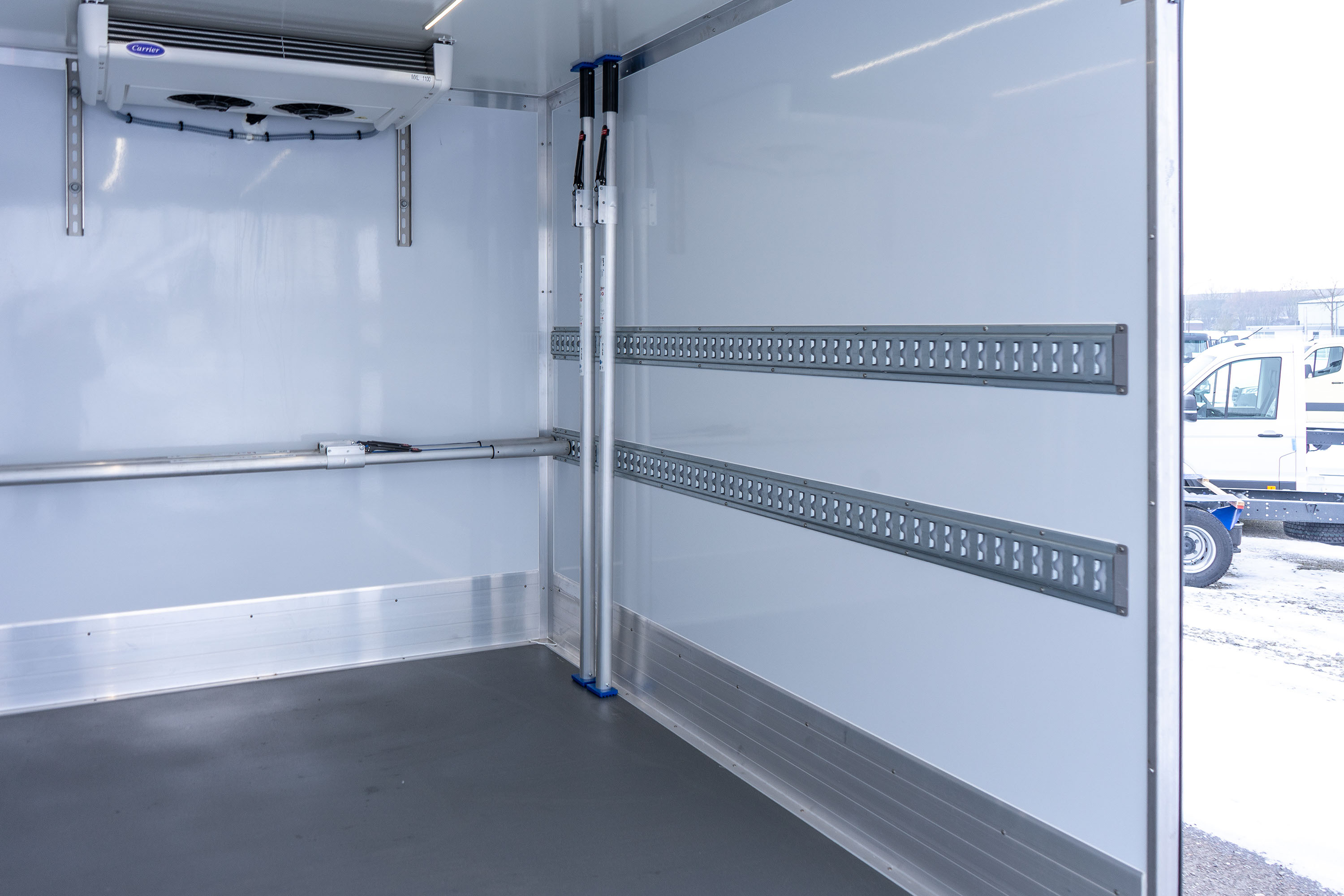 Bild Mercedes-Benz Sprinter 519 RWD + SPIER Athlet Thermo Kühl-Kofferaufbau/LBW