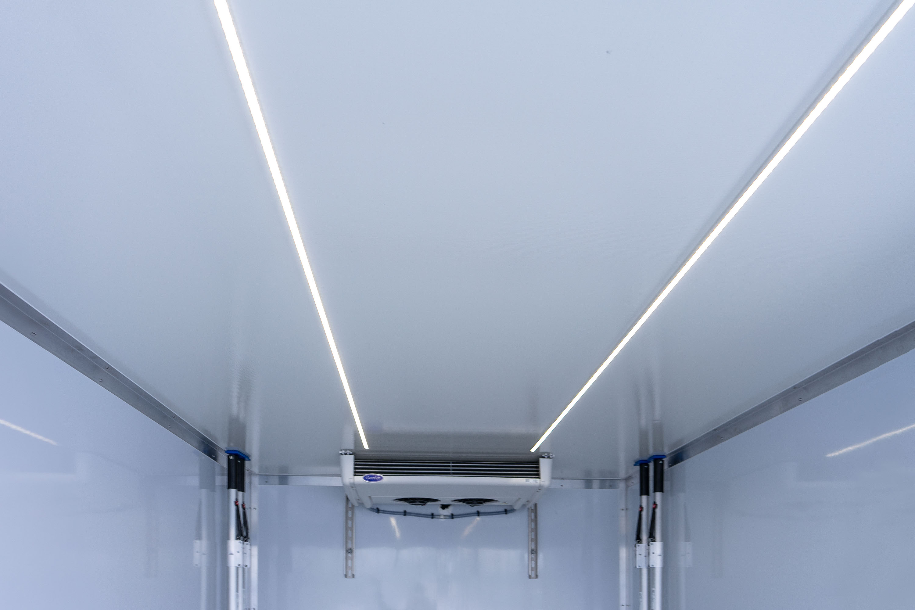 Bild Mercedes-Benz Sprinter 519 RWD + SPIER Athlet Thermo Kühl-Kofferaufbau/LBW