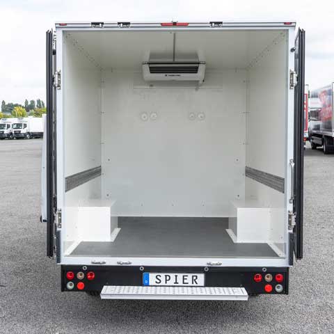 Bild TOYOTA PRO Ace (BEV) mit SPIER Athlet Thermo Kofferaufbau